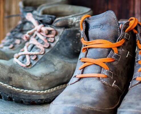 come pulire le scarpe da trekking